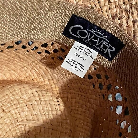 Black straw hat Kentucky Derby pin 🐎 - Picture 3 of 6